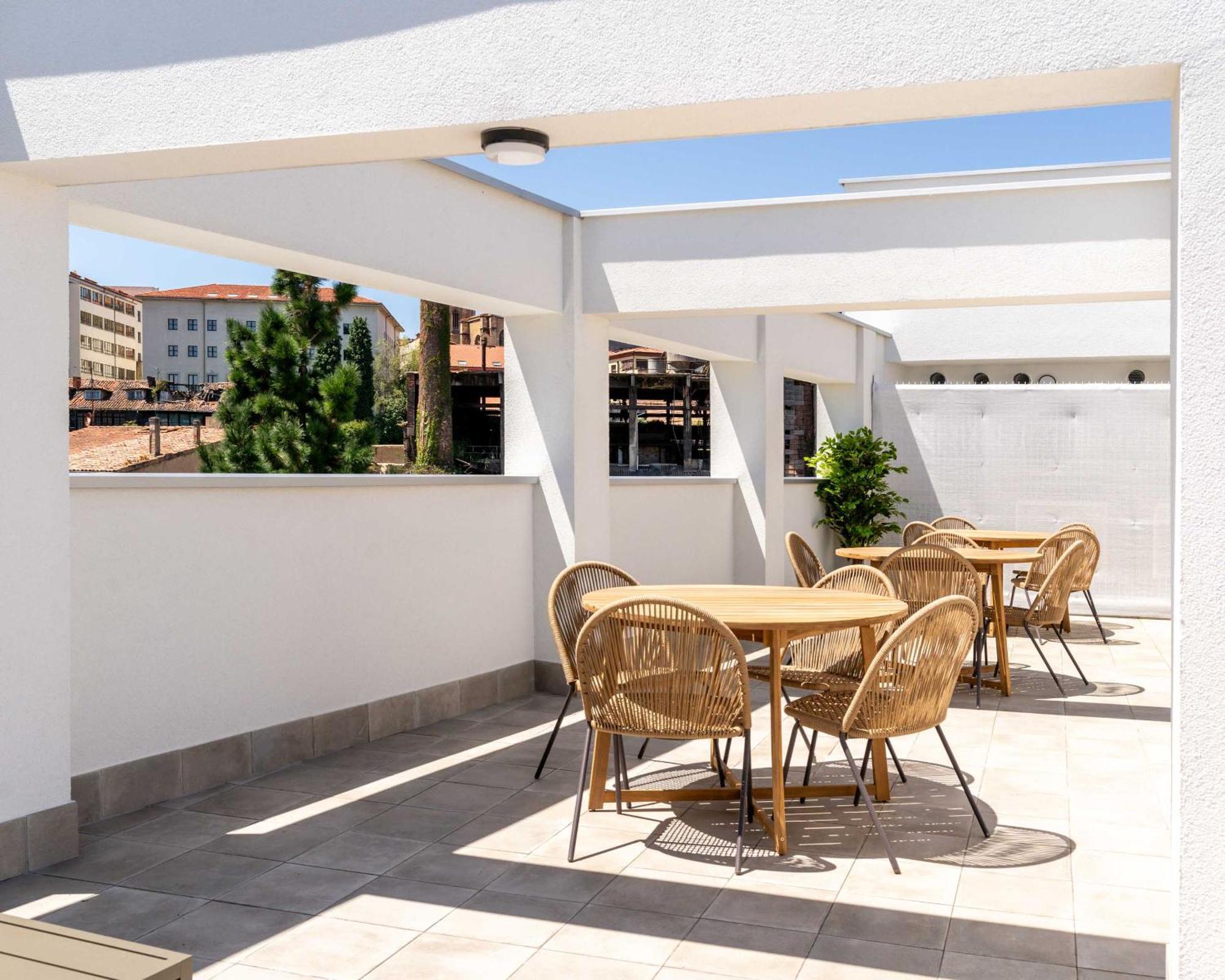 Limehome Oviedo Calle Postigo Bajo Εξωτερικό φωτογραφία