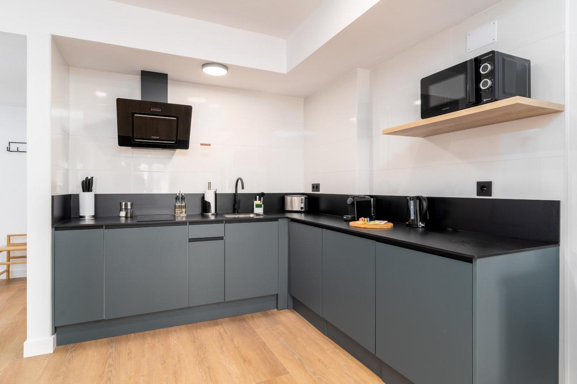 Limehome Oviedo Calle Postigo Bajo Δωμάτιο φωτογραφία