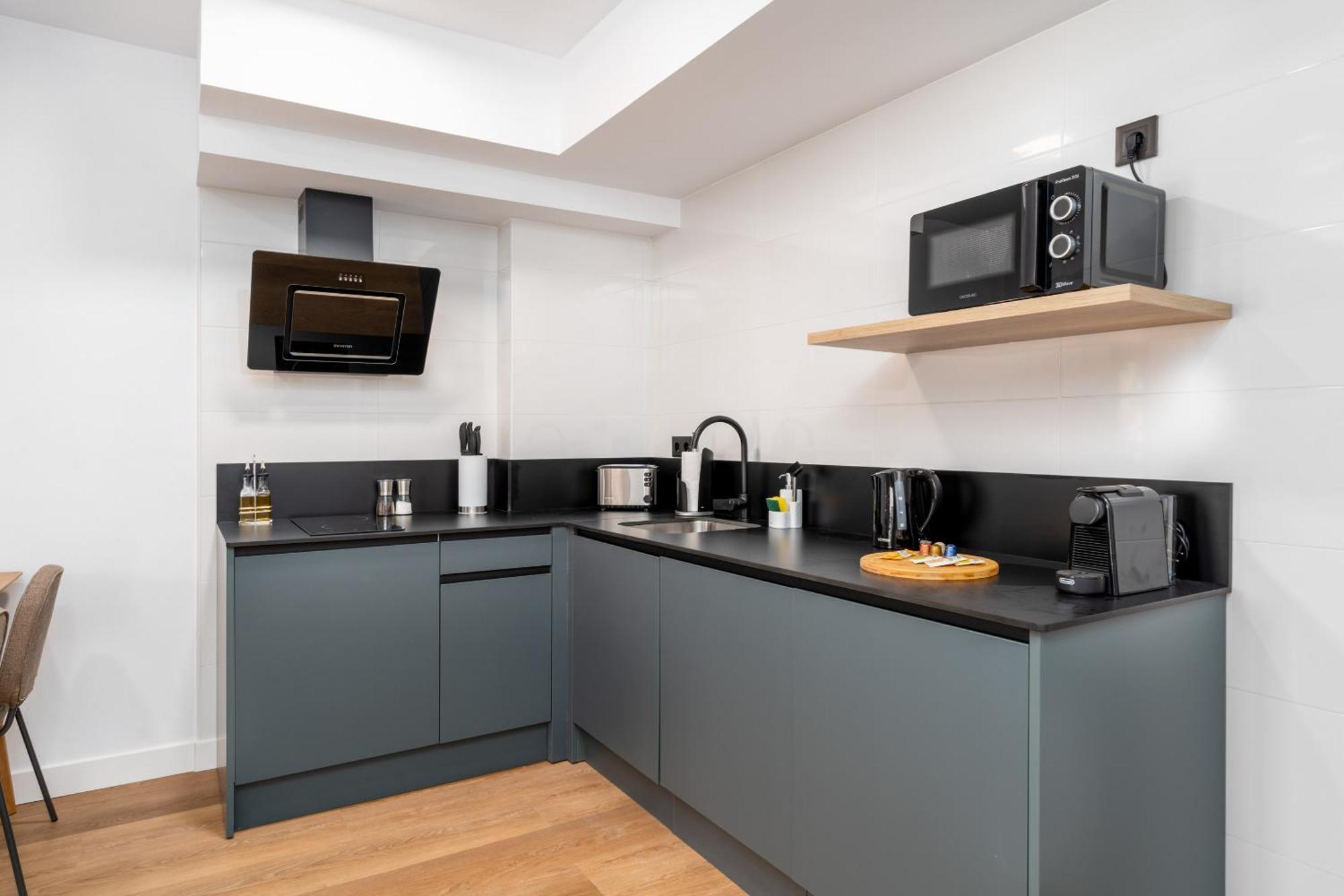 Limehome Oviedo Calle Postigo Bajo Δωμάτιο φωτογραφία