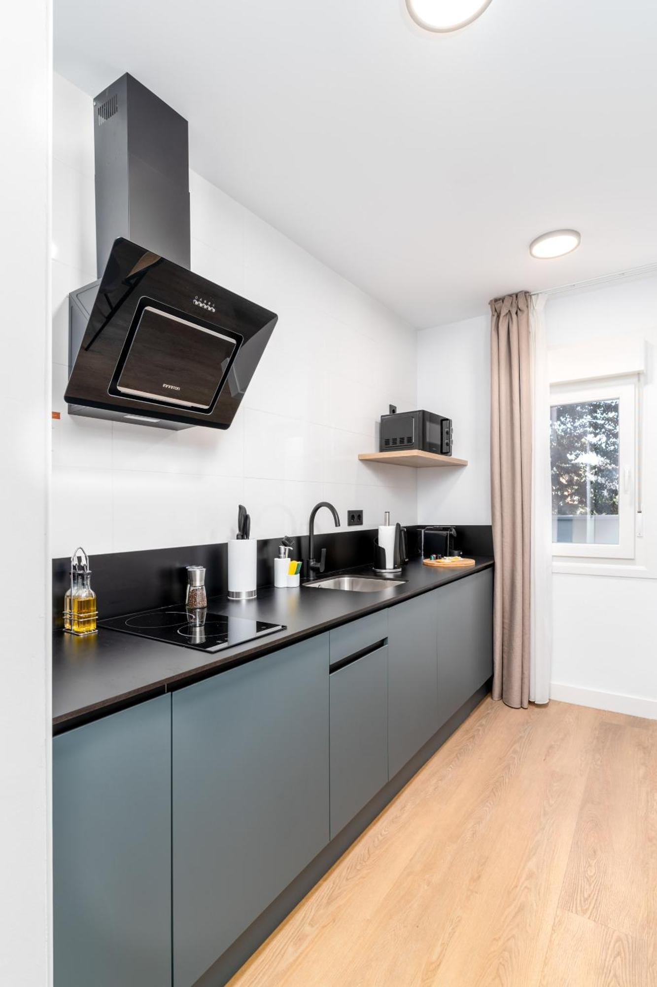Limehome Oviedo Calle Postigo Bajo Δωμάτιο φωτογραφία