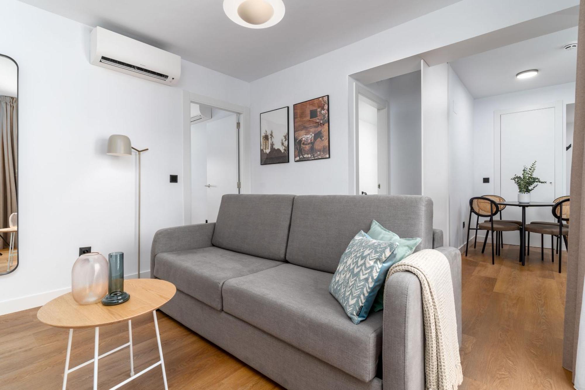 Limehome Oviedo Calle Postigo Bajo Δωμάτιο φωτογραφία