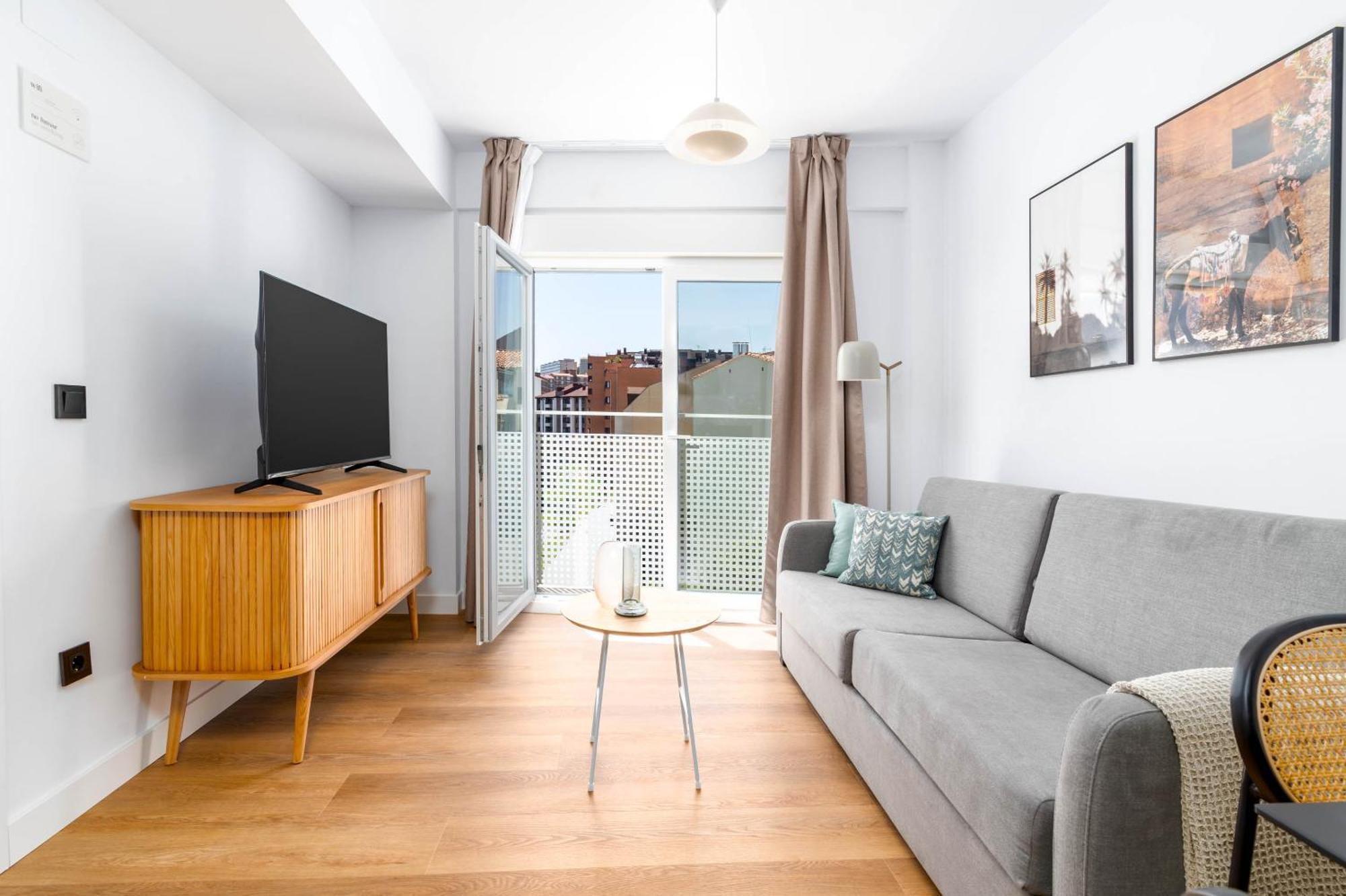 Limehome Oviedo Calle Postigo Bajo Εξωτερικό φωτογραφία
