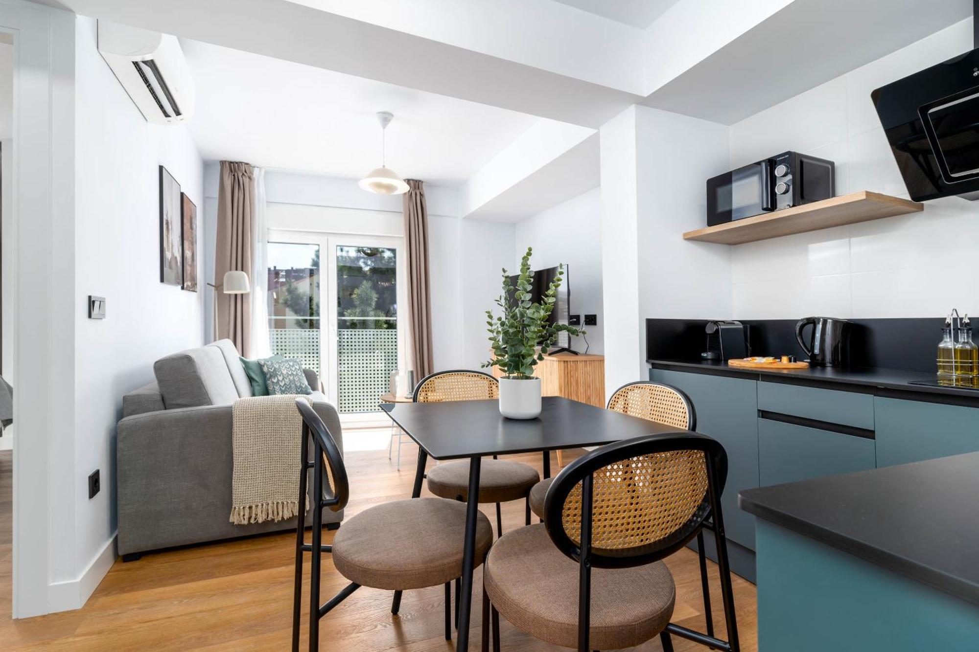 Limehome Oviedo Calle Postigo Bajo Εξωτερικό φωτογραφία